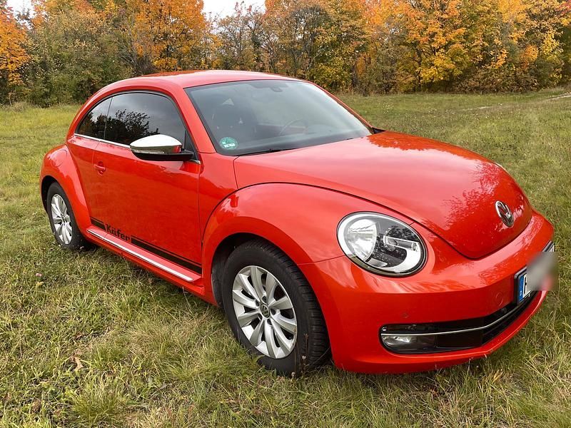 Orange Gebraucht 2016 VW Beetle Kleinwagen | 17.999 € (Etwas zu teuer) - Bild 1/4