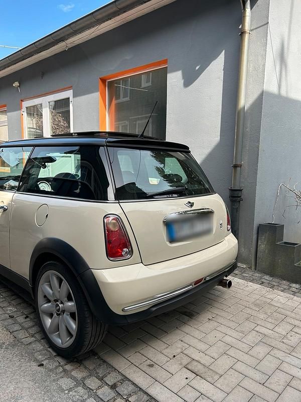 Used Mini Cooper 116 HP (85 kW) 2006 Beige Hatchback