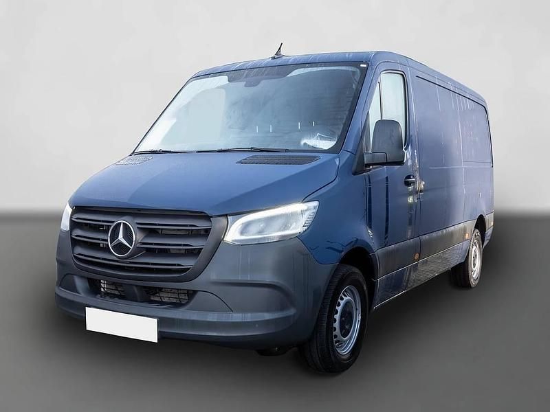 Gebraucht Mercedes Sprinter 150 PS (110 kW) 2024 Blau Van
