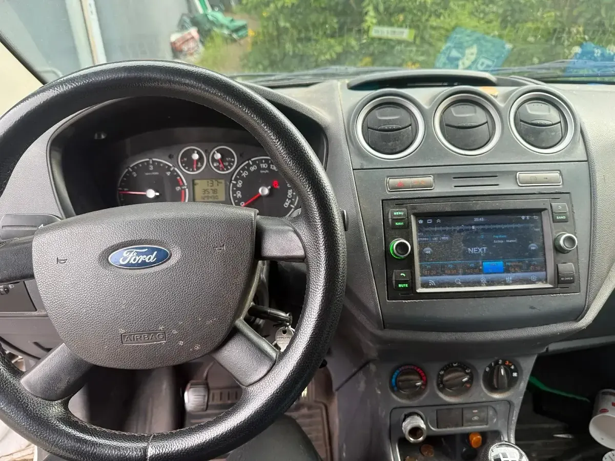 Gebraucht Ford Transit Connect 2011 Weiß Van / Kleinbus