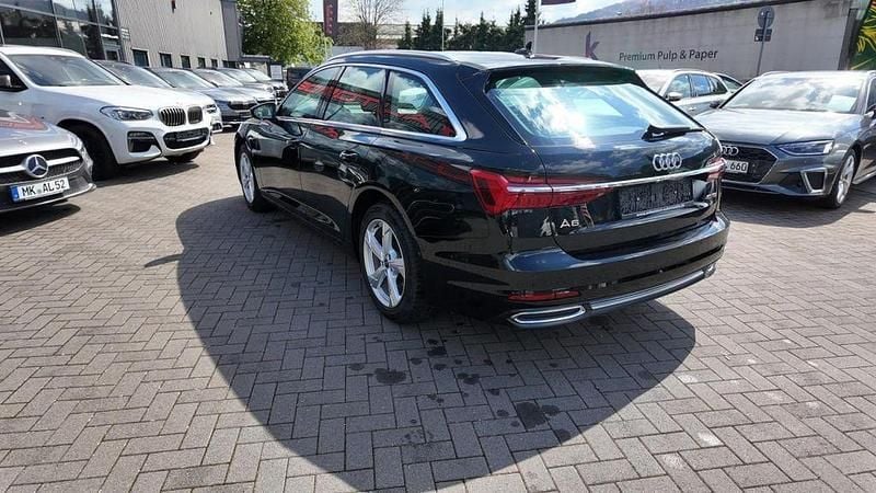 Gebraucht Audi A6 Sport 204 PS (150 kW) 2023 Mythosschwarz Kombi