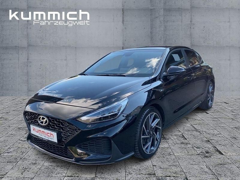 Schwarz Gebraucht 2021 Hyundai i30 N Line Limousine | 20.900 € (Etwas zu teuer) - Bild 1/4