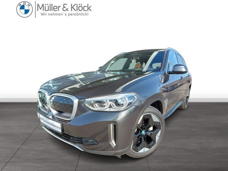 Sophistograu brillanteffekt Gebraucht 2021 BMW iX3 Performance SUV | 33.890 € (Fairer Preis) - Bild 1/4