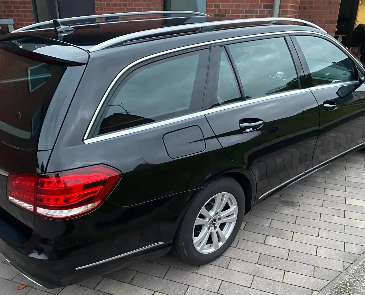 Usata Mercedes E250 204 CV (150 kW) 2013 Nero Station wagon