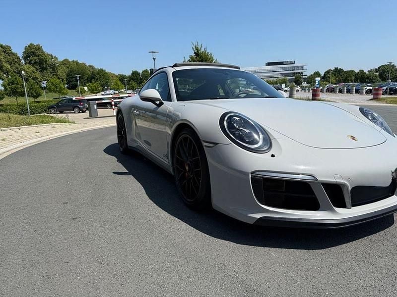 Grau Gebraucht 2019 Porsche 911 Coupé | 112.222 € (Superpreis) - Bild 1/4