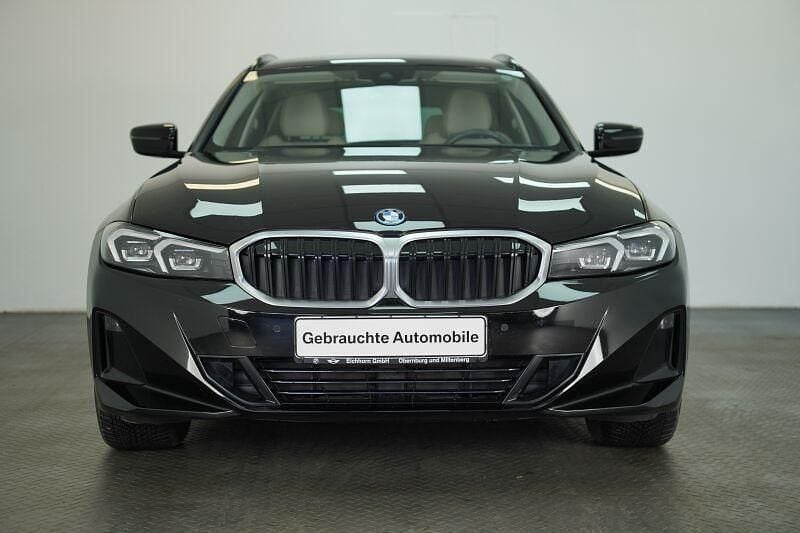 Gebraucht BMW 320e Sport Line 204 PS (150 kW) 2022 Schwarz Limousine