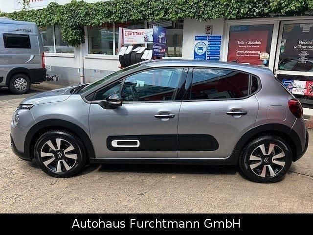 Grau Gebraucht 2024 Citroën C3 PureTech Kleinwagen | 16.990 € (Fairer Preis) - Bild 1/4