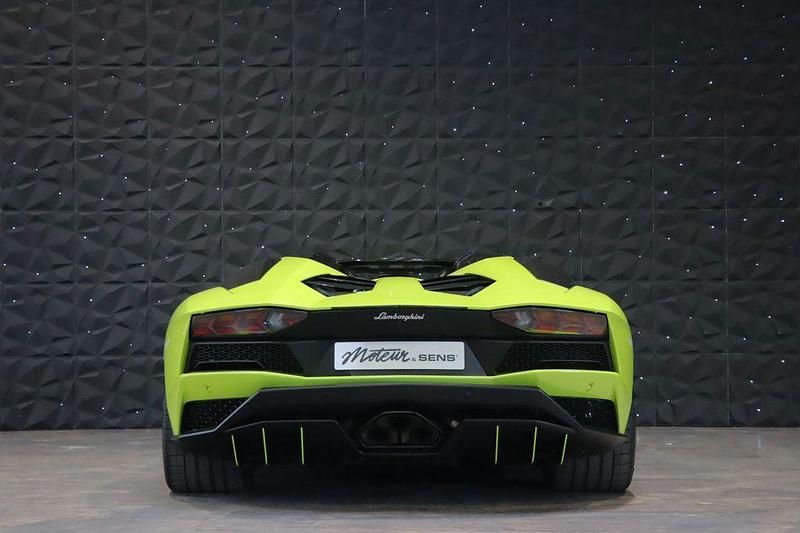 Gebraucht Lamborghini Aventador 740 PS (544 kW) 2018 Grün Cabrio