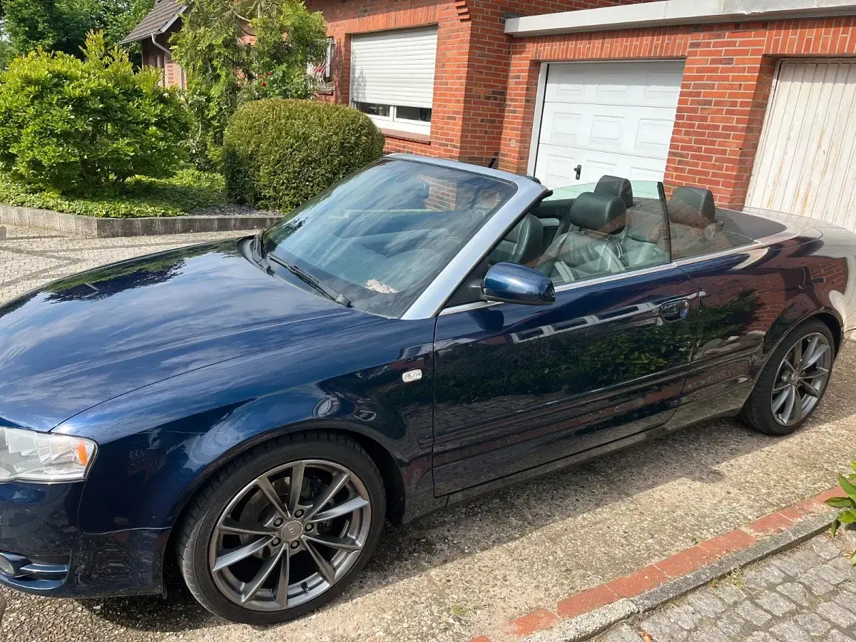 Gebraucht Audi A4 Cabriolet 140 PS (102 kW) 2006 Blau Cabrio