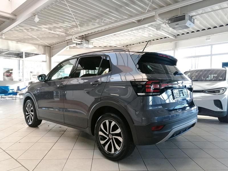 Gebraucht VW T-Cross Active 95 PS (69 kW) 2022 Grau SUV