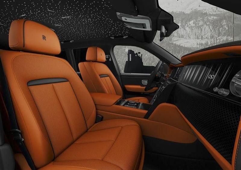 Neu Rolls Royce Cullinan 600 PS (441 kW) 2026 Grau SUV