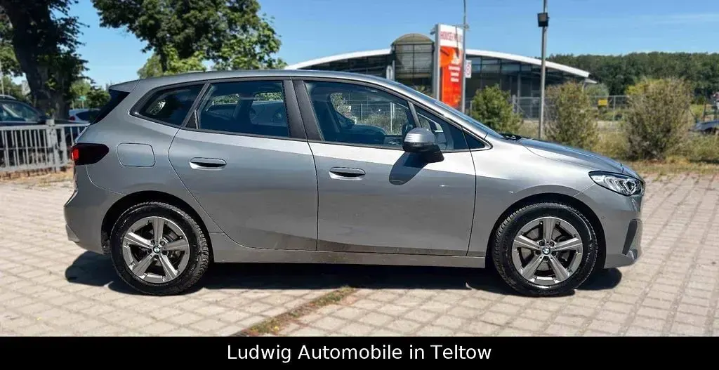 Gebraucht BMW 218 Active Tourer Performance 136 PS (100 kW) 2022 Grau Van / Kleinbus