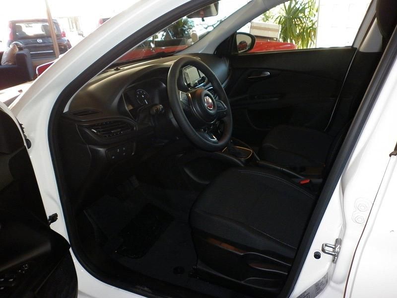 Gebraucht Fiat Tipo 131 PS (96 kW) 2024 Weiß Limousine