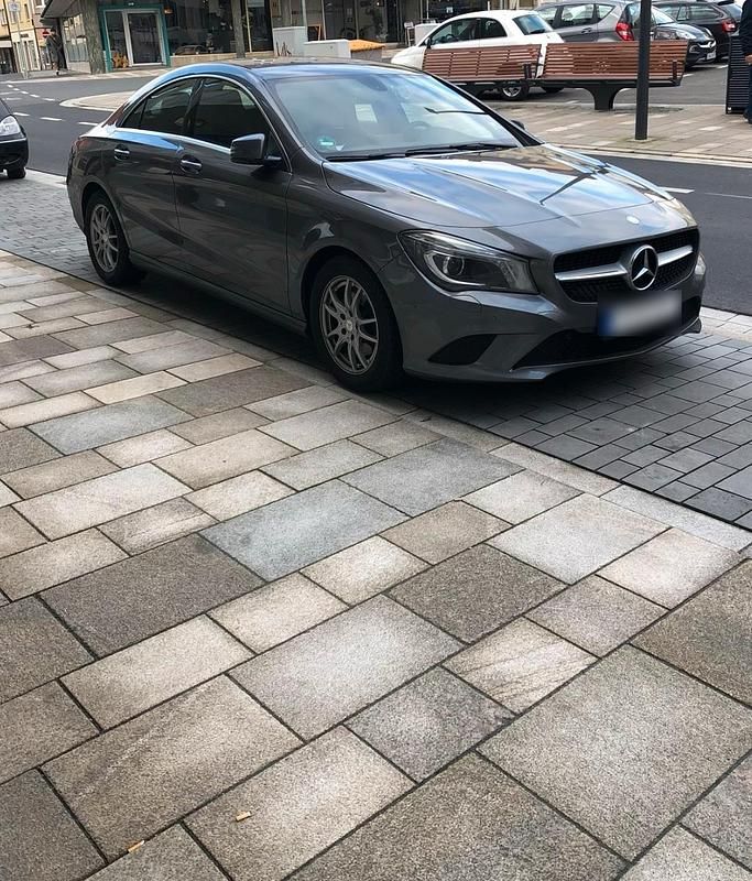 Gebraucht Mercedes CLA180 2014 Grau Limousine