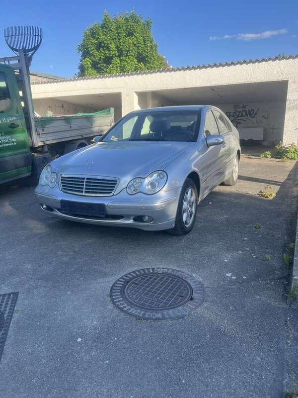 Gebraucht 2003 Mercedes C320 Elegance Limousine | 3.900 € (Fairer Preis) - Bild 1/4