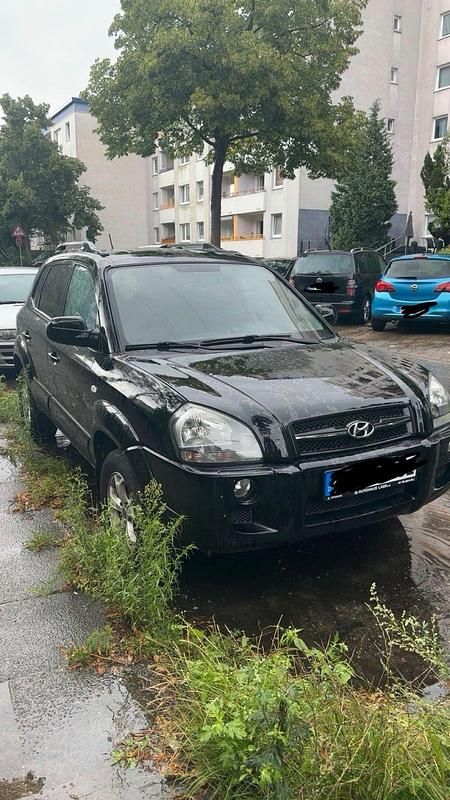 Gebraucht Hyundai Tucson 141 PS (103 kW) 2008 Schwarz SUV