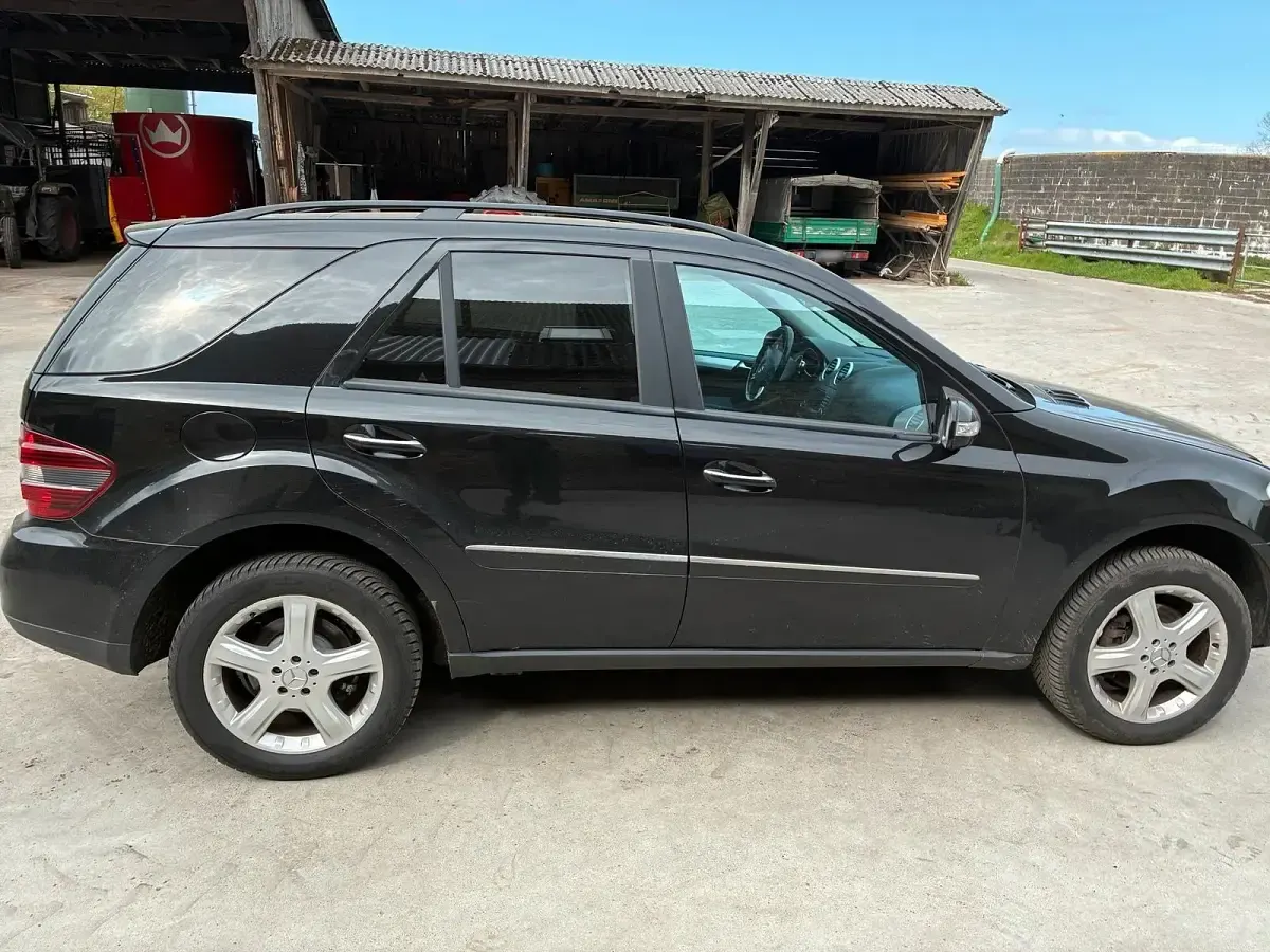 Gebraucht Mercedes ML280 190 PS (139 kW) 2007 SUV