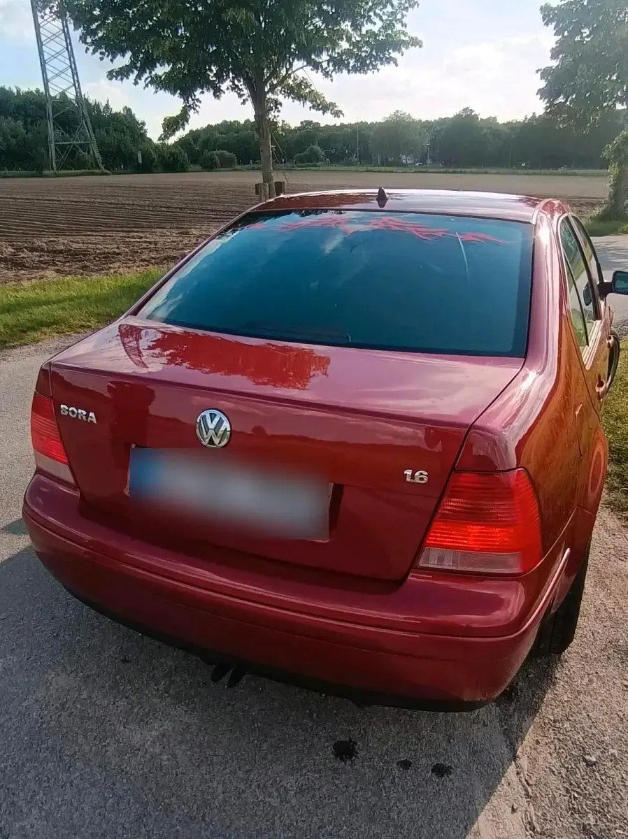 Gebraucht VW Bora 101 PS (74 kW) 1999 Rot Limousine