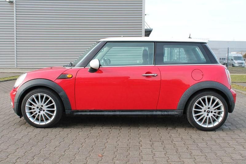 Gebraucht Mini Cooper 120 PS (88 kW) 2007 Rot Kleinwagen