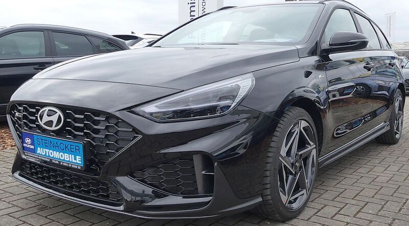 Schwarz Neu 2024 Hyundai i30 N Line Limousine | 24.790 € (Fairer Preis) - Bild 1/4