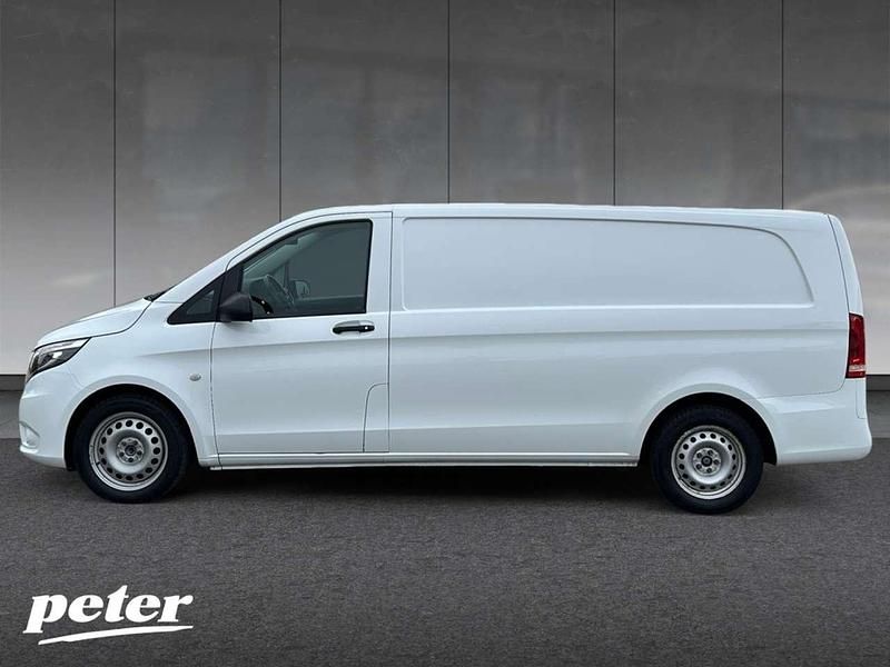 Gebraucht Mercedes Vito 190 PS (139 kW) 2021 Arktikweiß Van