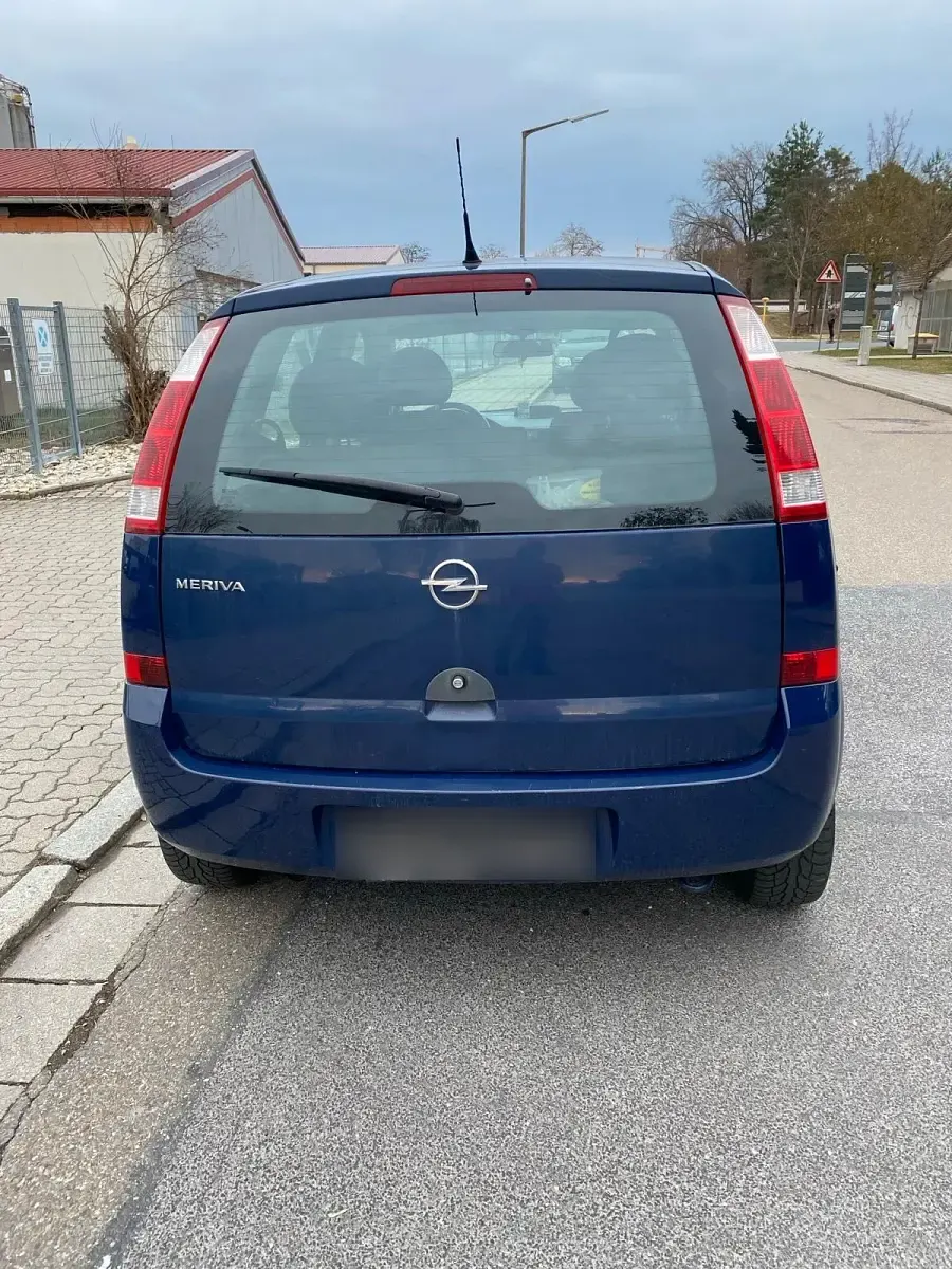 Second-hand Opel Meriva 87 CP (63 kW) 2003 Albastru Monovolum