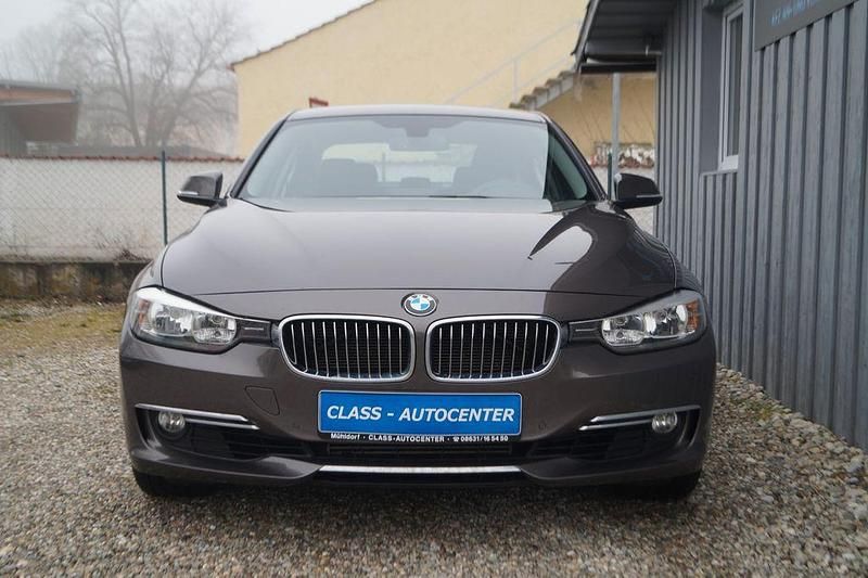 Gebraucht BMW 328 Luxury Line 245 PS (180 kW) 2012 Braun Limousine