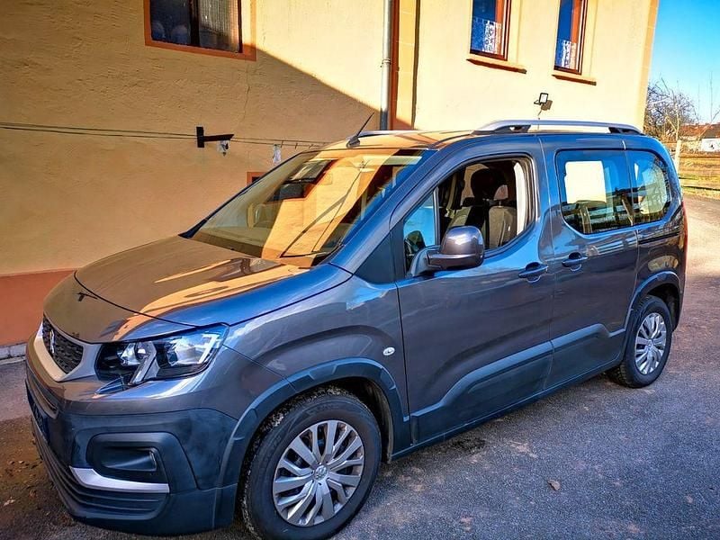 Gebraucht Peugeot Rifter Active 110 PS (80 kW) 2019 Grau Van / Kleinbus