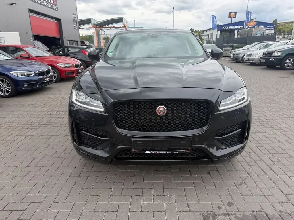 Gebraucht Jaguar F-Pace R-Sport 179 PS (131 kW) 2020 Schwarz SUV