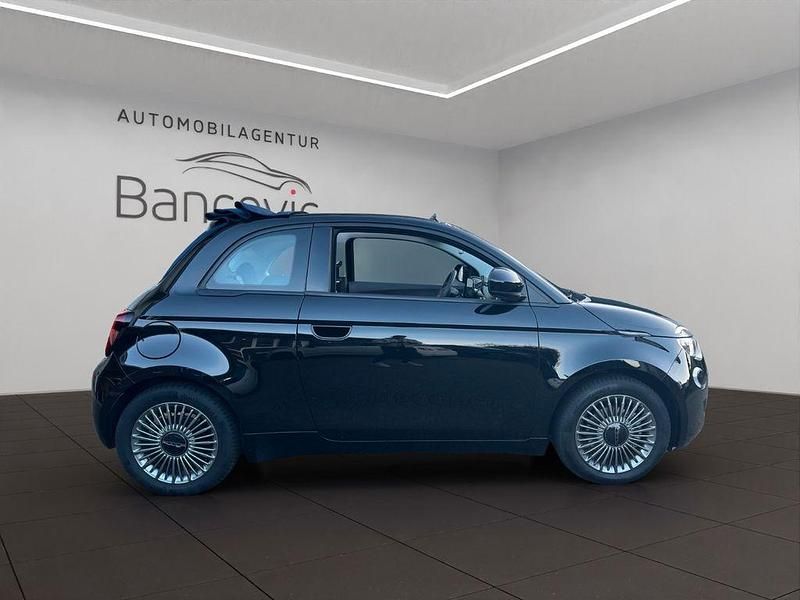 Gebraucht Fiat 500e Icon 86 kW (118 PS) 2022 Schwarz Cabrio