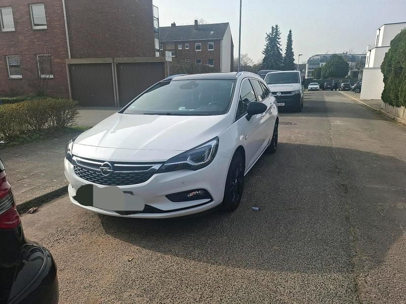 Gebraucht Opel Astra 136 PS (100 kW) 2019 Weiß Kombi