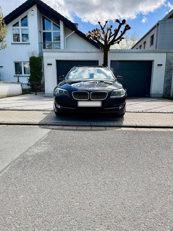 Second-hand BMW 530 Performance 258 CP (189 kW) 2010 Negru Break