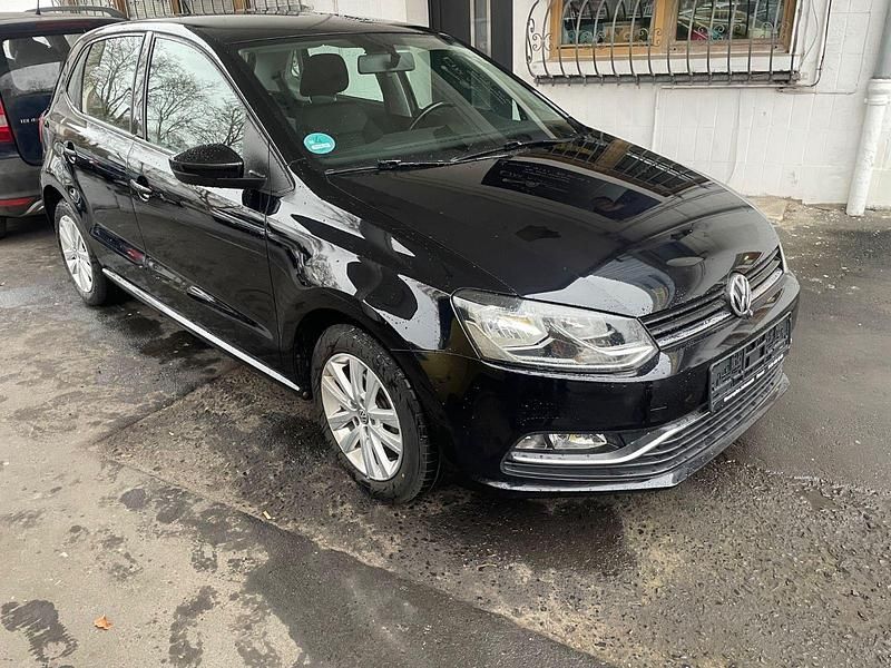 Gebraucht VW Polo Comfortline 75 PS (55 kW) 2017 Schwarz Kleinwagen