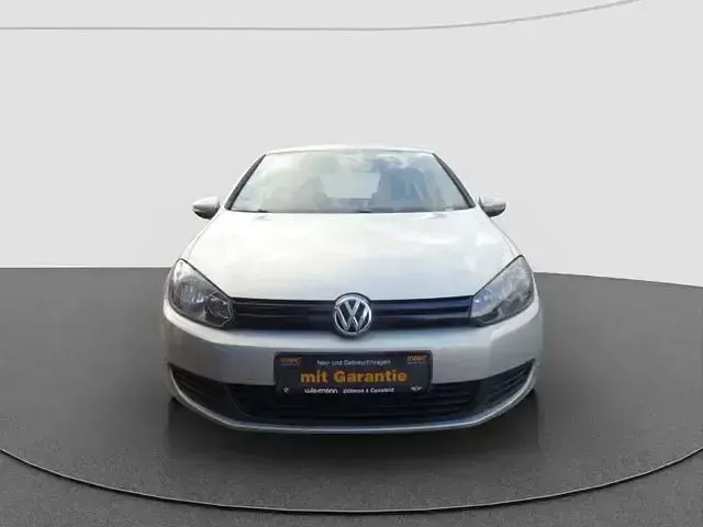 Gebraucht VW Golf VI Trendline 80 PS (58 kW) 2009 Gold Kleinwagen
