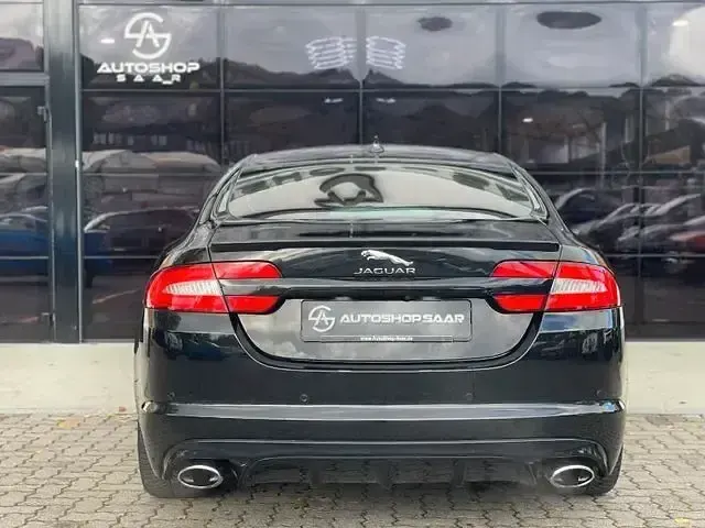 Używany Jaguar XF 340 KM (250 kW) 2014 Czarny Sedan/Limuzyna