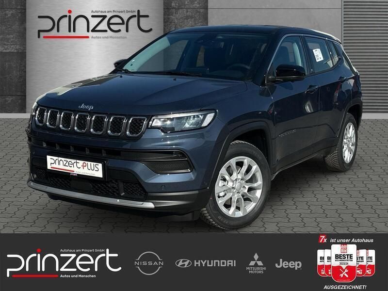 Alpine white Neu 2025 Jeep Compass Altitude SUV | 32.970 € (Guter Preis) - Bild 1/3