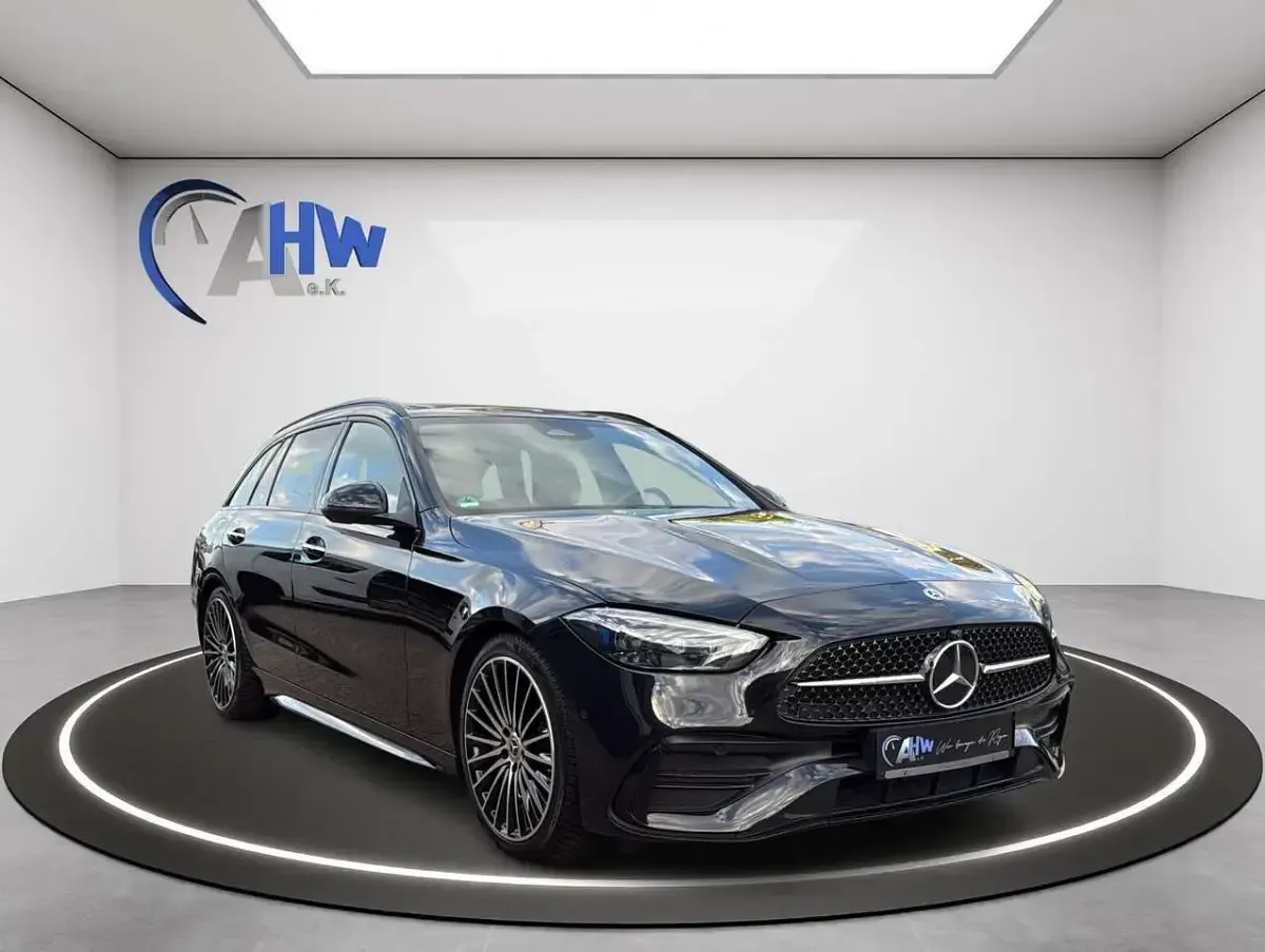 Gebraucht Mercedes C300 AMG line 265 PS (194 kW) 2023 Obsidianschwarz  metallic Kombi