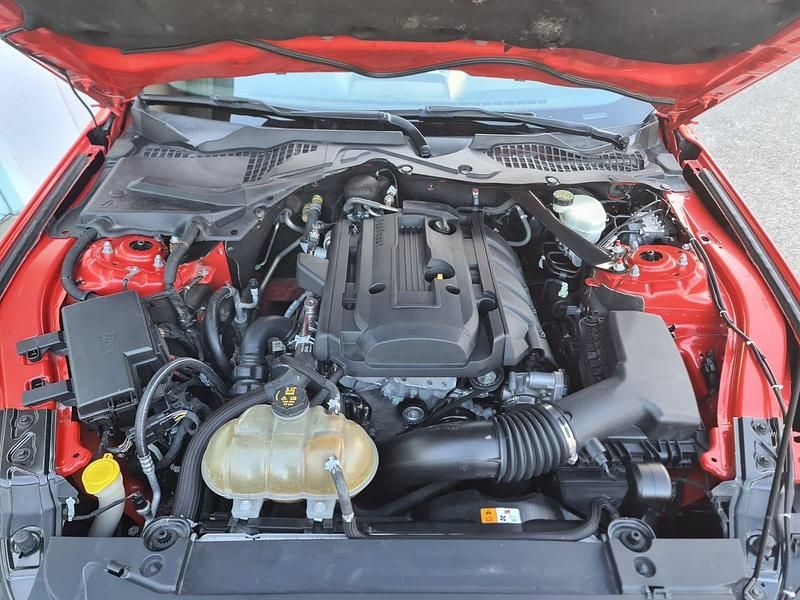 Gebraucht Ford Mustang 341 PS (250 kW) 2016 Rot Cabrio