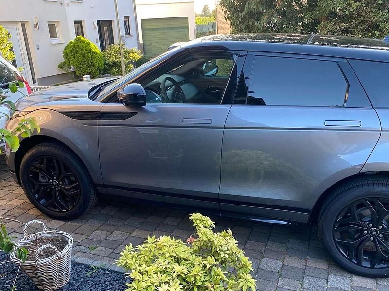 Grau Gebraucht 2022 Land Rover Range Rover evoque HSE Dynamic SUV | 38.500 € (Guter Preis) - Bild 1/4
