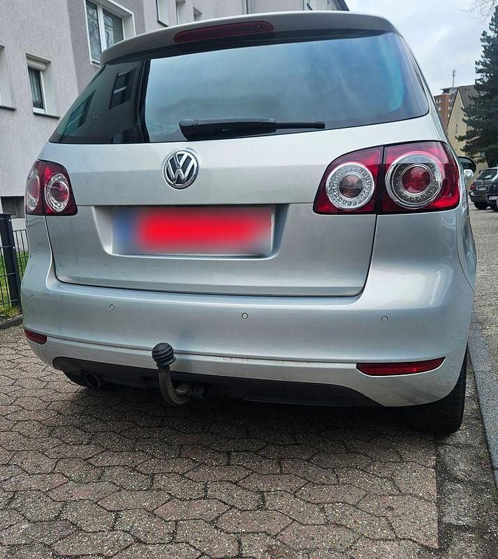 Gebraucht VW Golf Plus Cross Match 105 PS (77 kW) 2012 Silber Van / Kleinbus