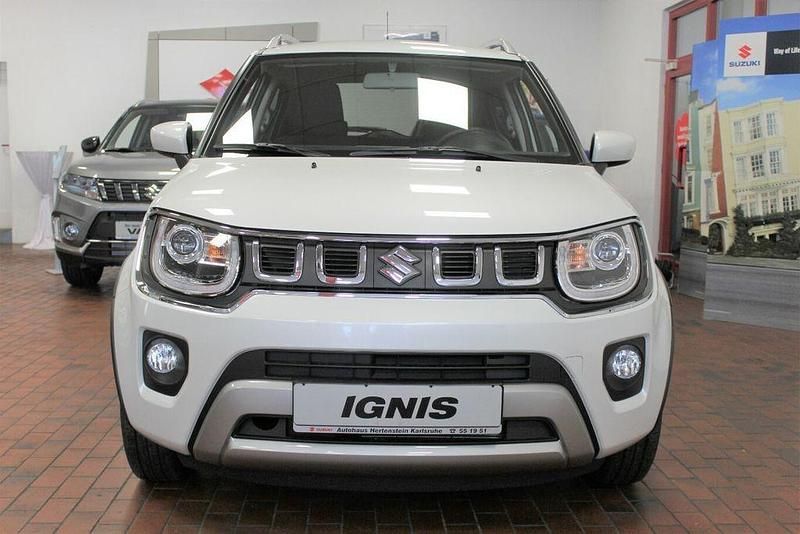Neu Suzuki Ignis Comfort 83 PS (61 kW) 2025 Grau SUV