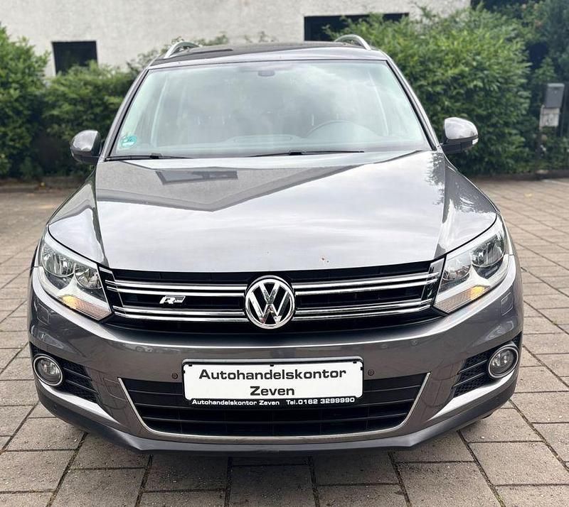 Grau Gebraucht 2013 VW Tiguan Sportline SUV | 9.999 € (Guter Preis) - Bild 1/4
