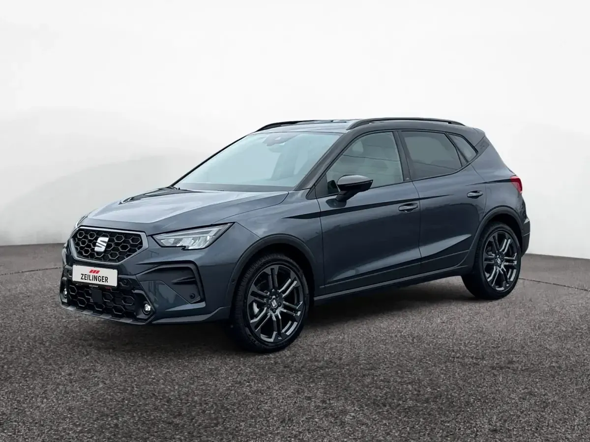 Gebraucht Seat Arona FR 150 PS (110 kW) 2026 Magnetic grau SUV