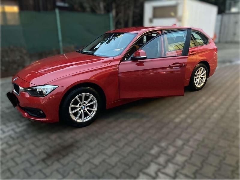 Gebraucht BMW 316 116 PS (85 kW) 2016 Rot Kombi