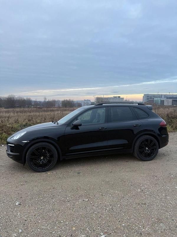 Gebraucht Porsche Cayenne 245 PS (180 kW) 2012 Schwarz SUV