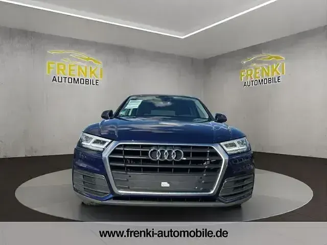 Gebraucht Audi Q5 Ambiente 184 PS (135 kW) 2020 Navarrablau SUV