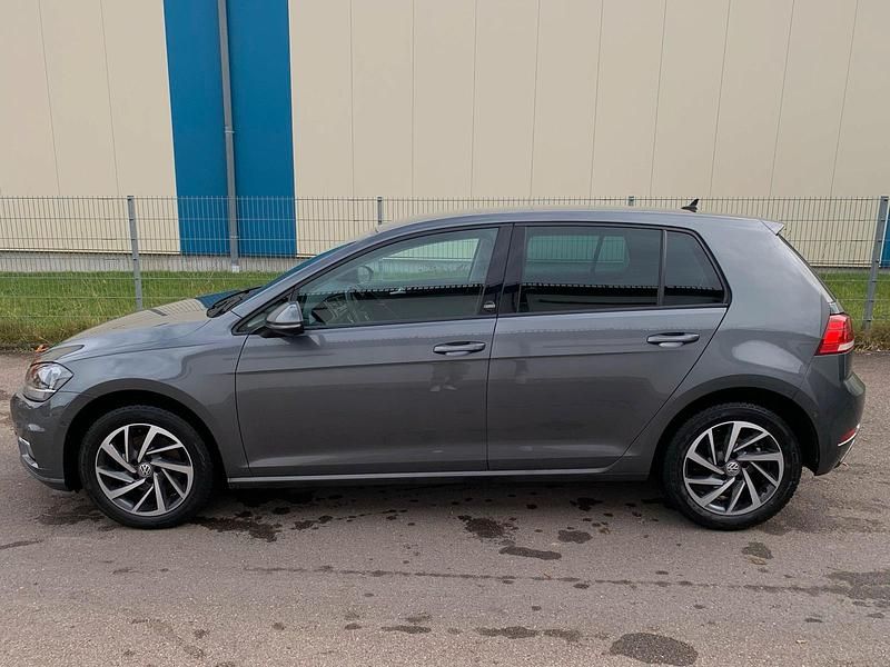 Gebraucht VW Golf VII Sound 150 PS (110 kW) 2017 Grau Limousine