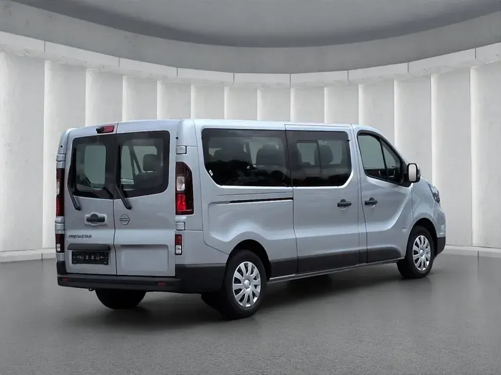 Gebraucht Nissan Primastar Tekna 150 PS (110 kW) 2025 Silber Van / Kleinbus