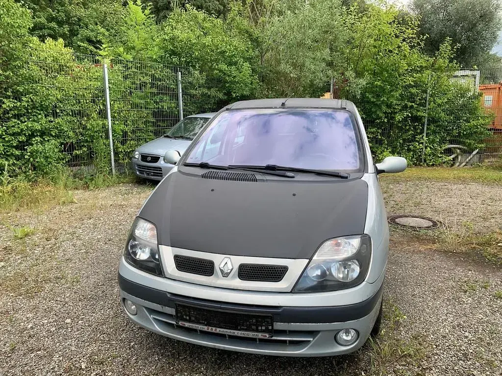 Gebraucht Renault Scénic Expression 107 PS (78 kW) 2002 Silber Van / Kleinbus