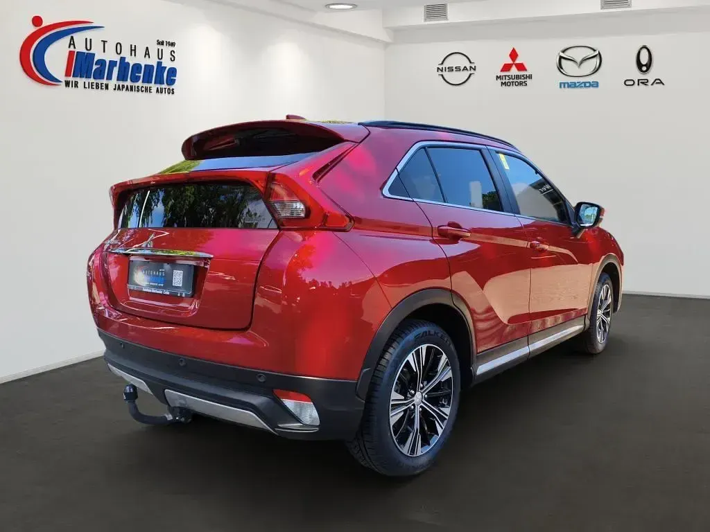 Gebraucht Mitsubishi Eclipse Cross Top 163 PS (119 kW) 2021 Rot SUV
